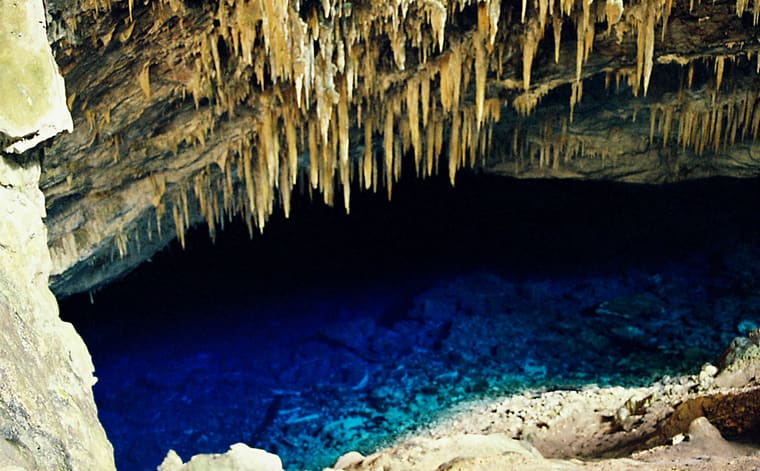 Foto de Gruta do Lago Azul